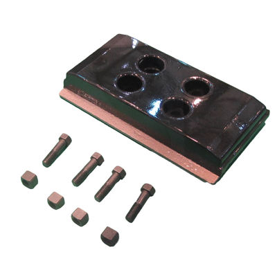 2046286/2360892 Calzature da pista integrate Sistema di sotterreno senza artigli originale standard di alta qualità Costruzione stradale