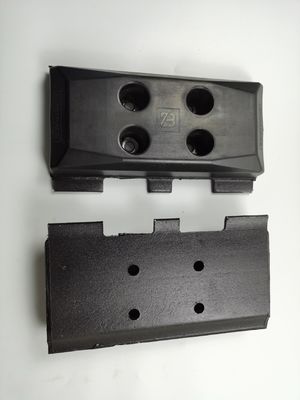 Cuscinetti di gomma della pista della sostituzione 300mm per  Asphalt Pavers