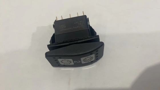 4700792812 Interruttore a pulsante di ingranaggio per pezzi di ricambio di rullo stradale Cc524 624hf