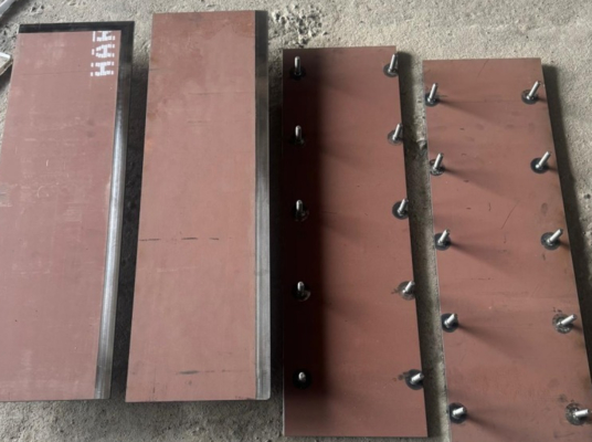 paver AB340TV VSS Basic Screed Kit 2069225∙ OEM Screed Plate & Iron Plate Assembly for Asphalt Pavers∙ High-Durability Replacement Wear Parts for Road Construction.