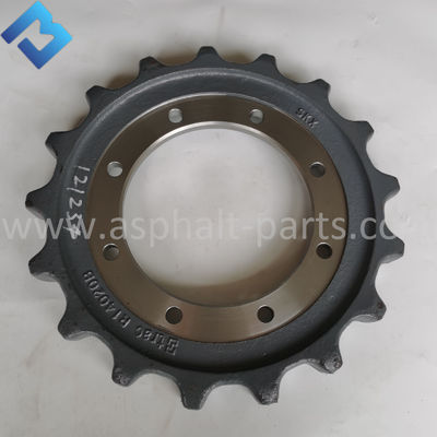 La fresatrice 121234 W2000 parte le ruote dentate di azionamento primarie