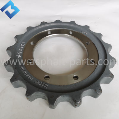 La fresatrice 121234 W2000 parte le ruote dentate di azionamento primarie