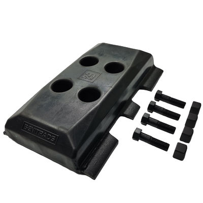 ABG325 / ABG6820 / ABG7820 RM14272215 Track Pad 300*170 con collegamenti di pista pacchetto per pavimentatore di asfalto