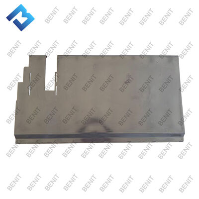 VDT-V88 deflettore centrale RH RM87966826 Fender anteriore deflettore a vite 80632482 per pezzi di ricambio di asfalto